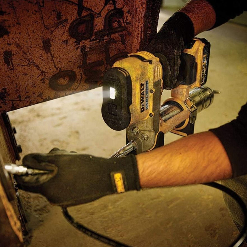 DeWALT-DeWALT 18V XR Grease Gun - 10,000 PSI, 2-speed, ergonomic grip, 1.2m long hose, variable speed trigger-Grease Gun-
