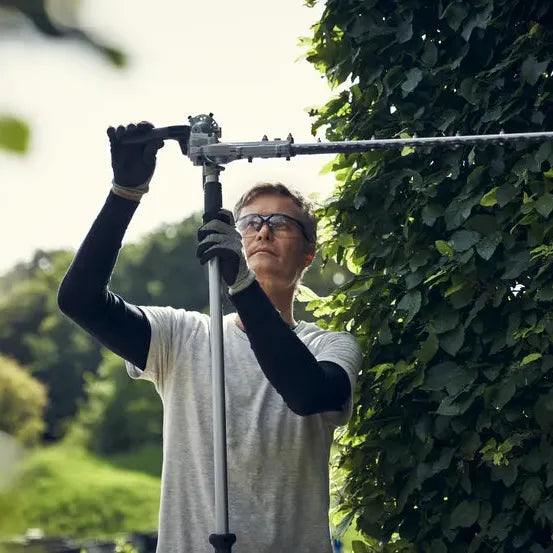 Husqvarna-Husqvarna 525iHE4 Battery Hedge Trimmer - Battery-powered pole hedge trimmer with 4m reach and adjustable cutter bar-Hedge Trimmer-