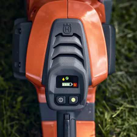 Husqvarna-Husqvarna 542iXP Battery Chainsaw - 36V Professional Battery Saw with 16in Bar, outstanding cutting capacity!-Professional Battery Chainsaw-