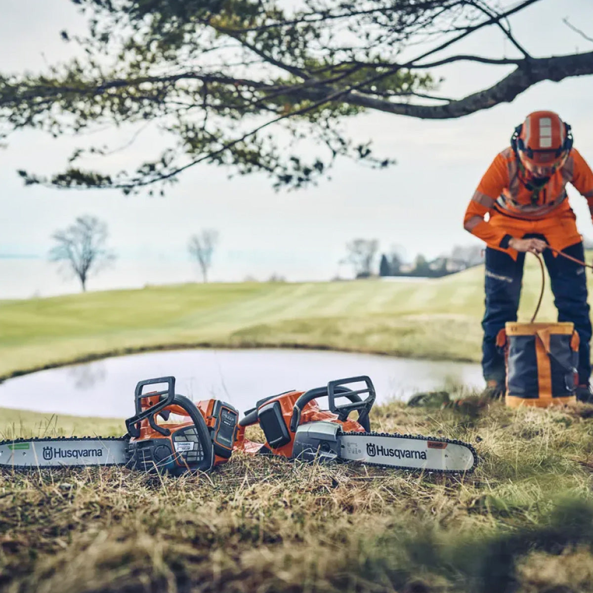 Husqvarna-Husqvarna 542iXP Battery Chainsaw - 36V Professional Battery Saw with 16in Bar, outstanding cutting capacity!-Professional Battery Chainsaw-