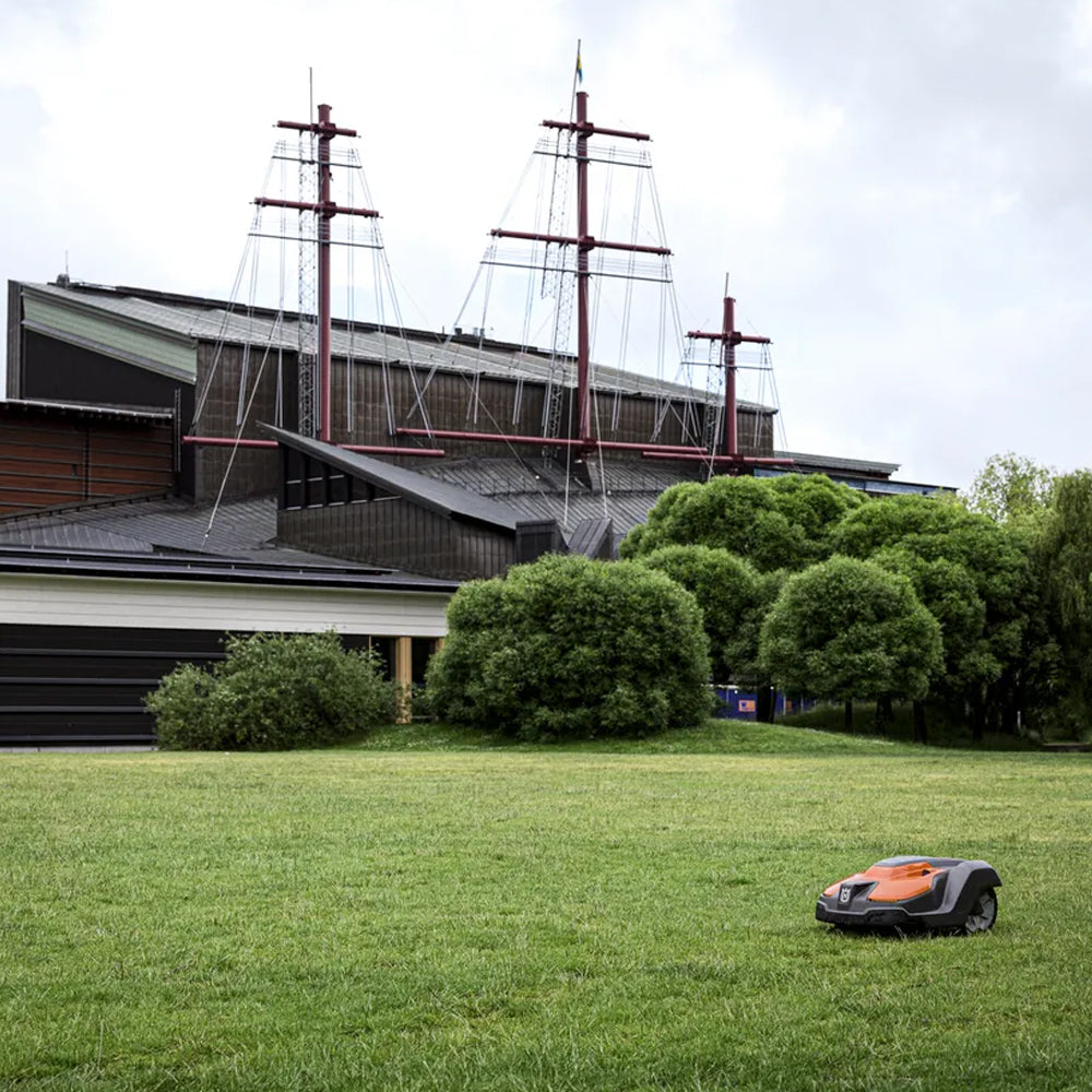 Husqvarna-HUSQVARNA AUTOMOWER® 550 EPOS - Robotic mower with virtual boundaries for green areas up to 10000 m²-Robotic Mower-