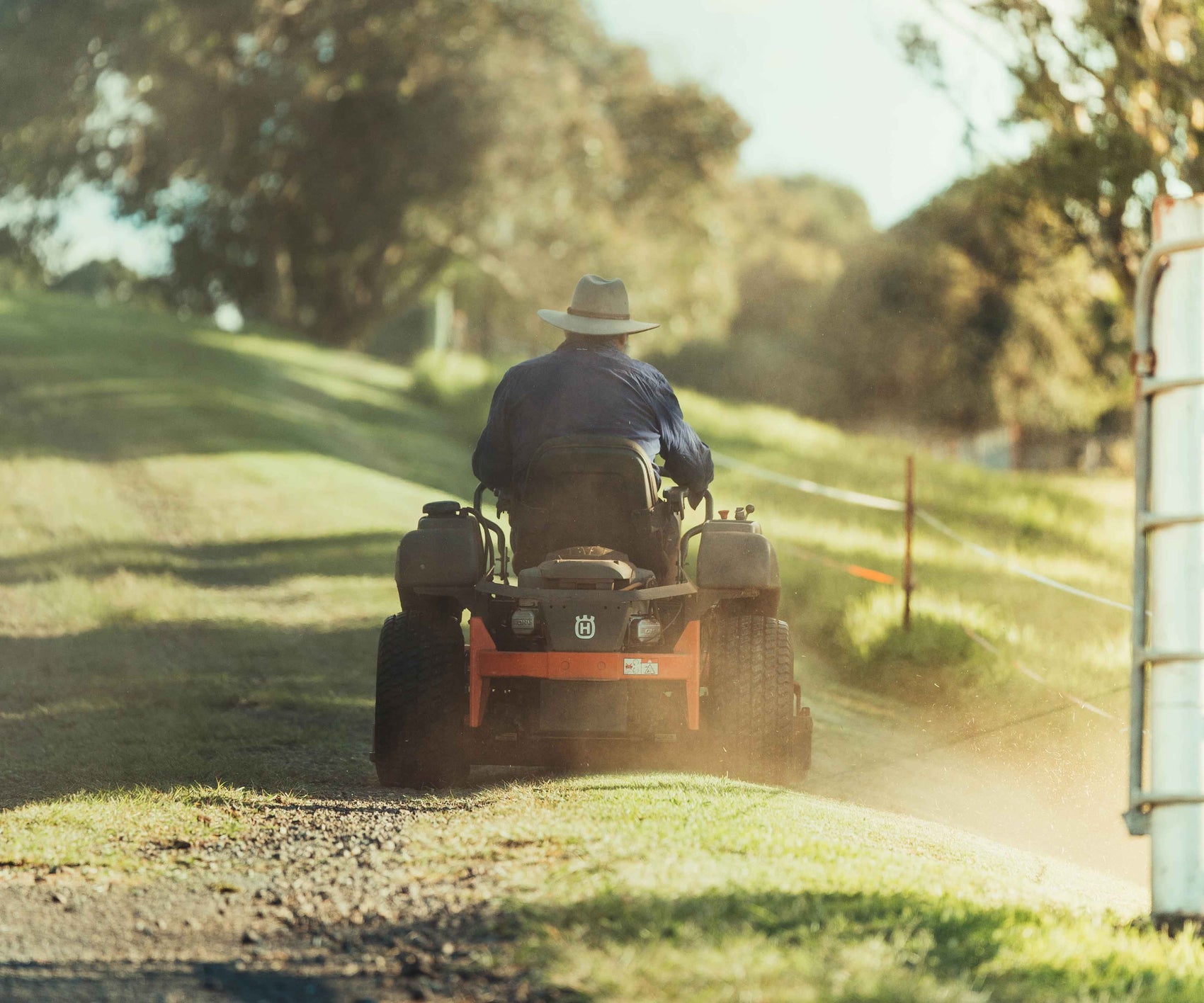 How to Choose the Right Ride On Mower for You