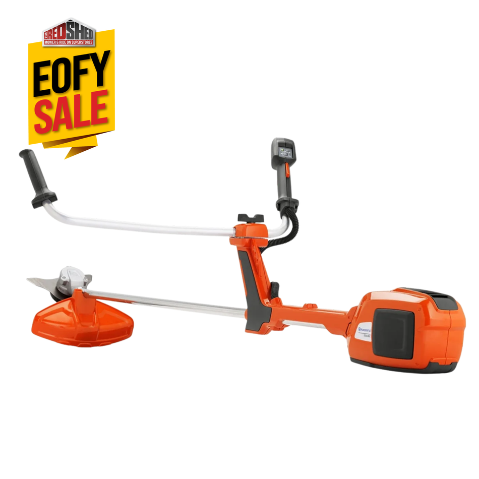Husqvarna 520iRX - Lightweight, battery-powered grass trimmer with bullhorn handle and two-way rotation trimmer head, designed for professional use.