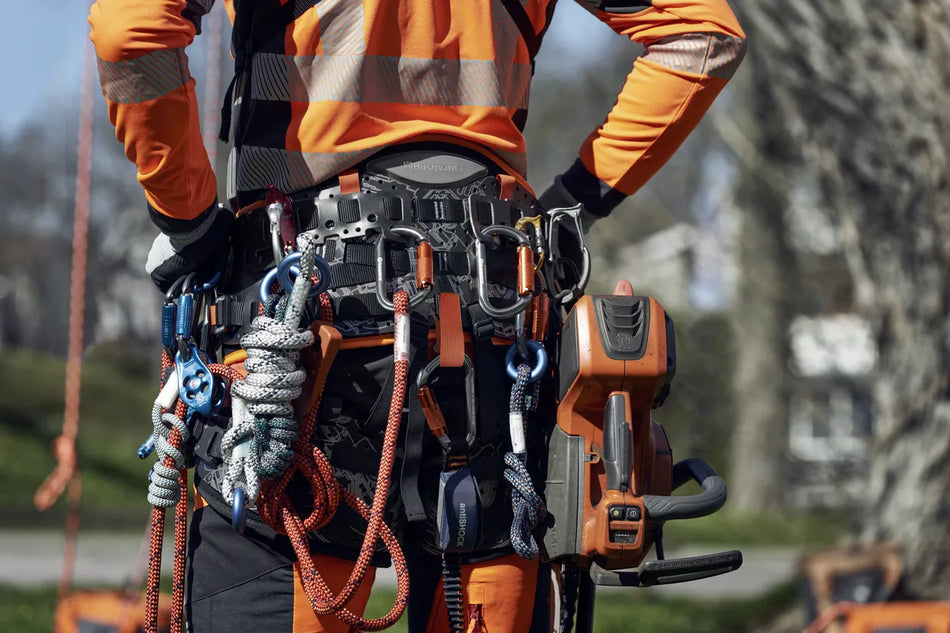 Husqvarna Anti-Shock Chainsaw Strap - Reduces the shock if chainsaw is stuck in a falling branch.