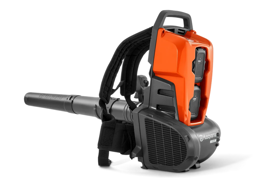 Husqvarna 340iBT Battery Leaf Blower - Powerful and well-balanced leaf blower