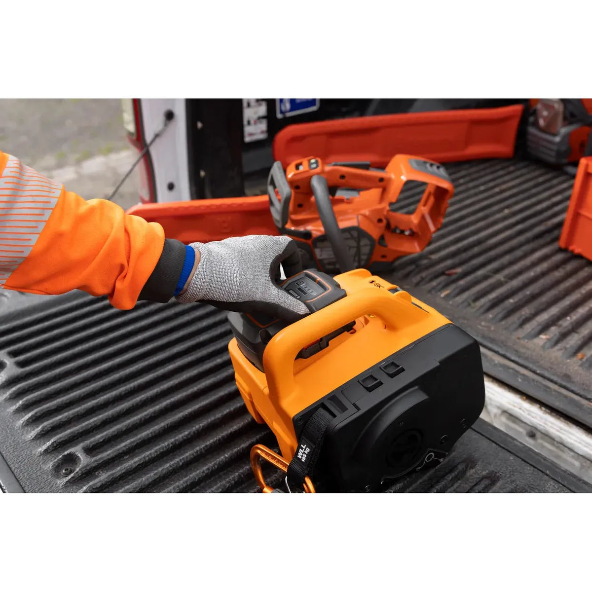 Husqvarna-Husqvarna x Skylotec Power Ascender - Battery powered ascent and descent for tree climbers.-Power Ascender-