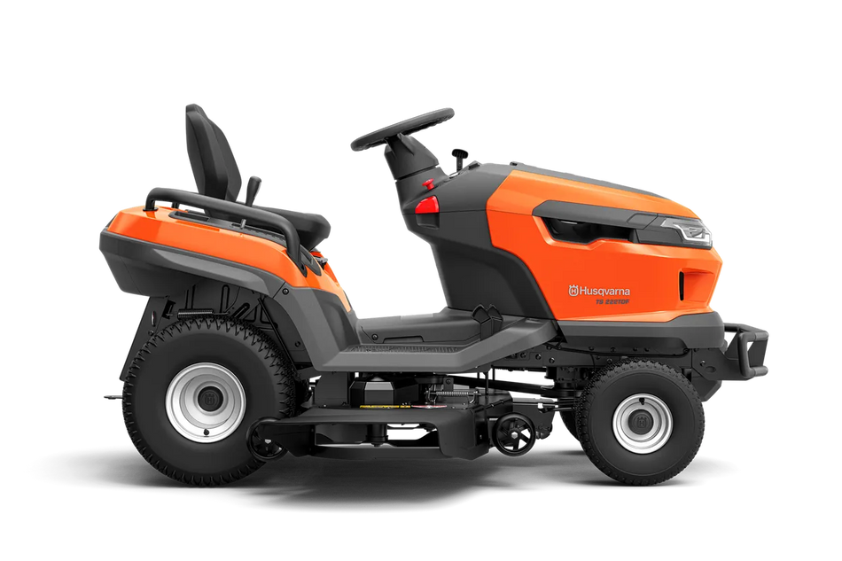 Husqvarna TS 222TDF Garden Tractor - High performance mowing with 122cm Clear Cut™ cutting deck.