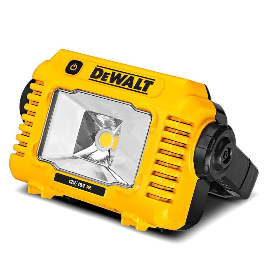 DeWALT 18V XR Compact Task Light - 3 brightness settings, 2000 lumens, multi position handle, tripod mounting