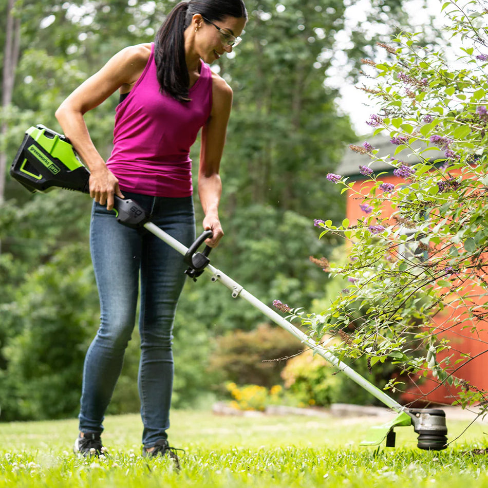 Greenworks 60V String Trimmer - 60V Brushless Cordless trimmer with 40cm Cutting Width & accessories