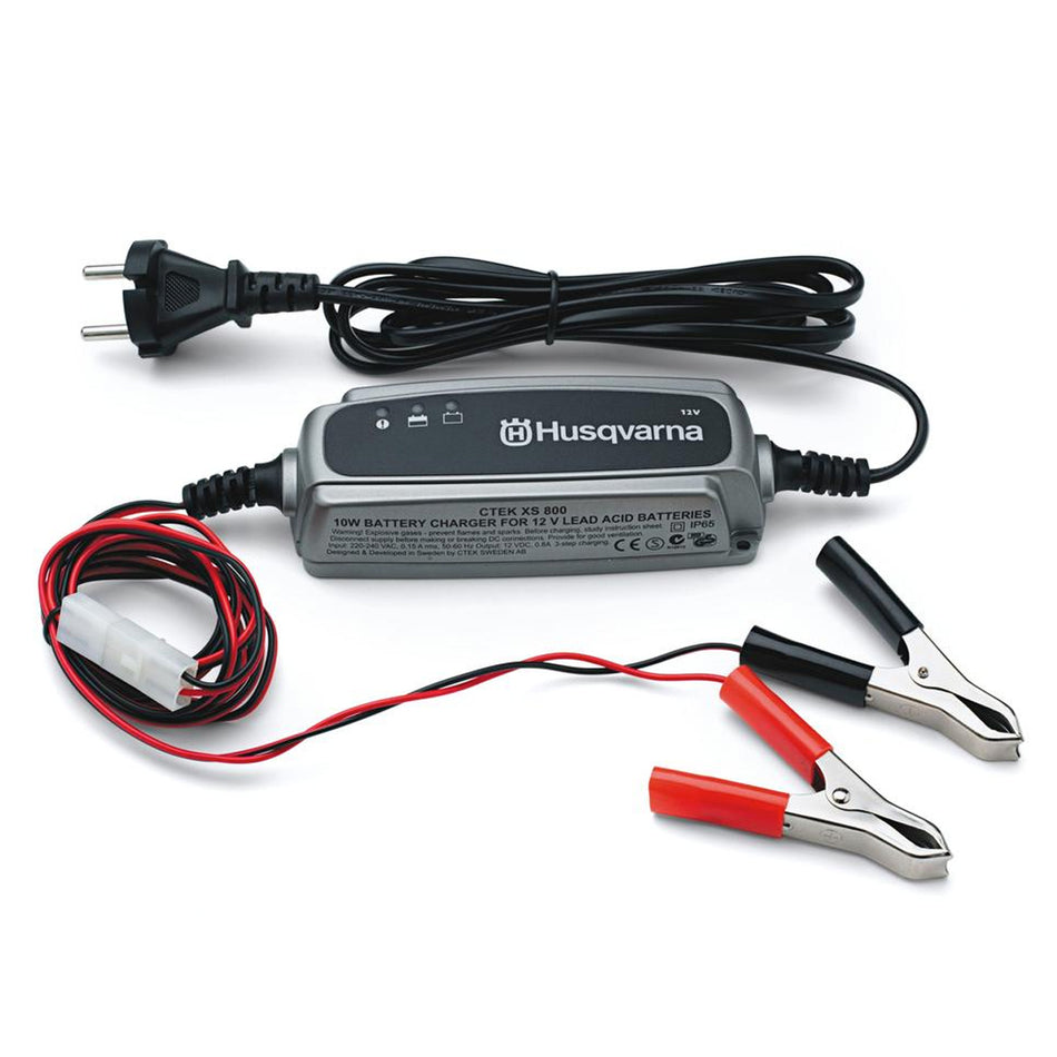 Husqvarna Battery Charger Lithium - XS Lithium 12V / 5A LiFeP04 to charge batteries from 5Ah to 60Ah