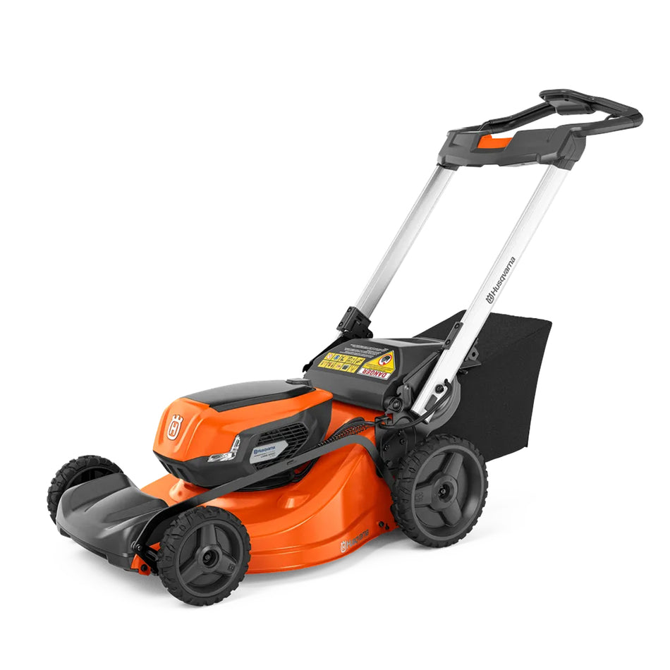 Husqvarna Lawn Xpert™ LE322R with battery and charger