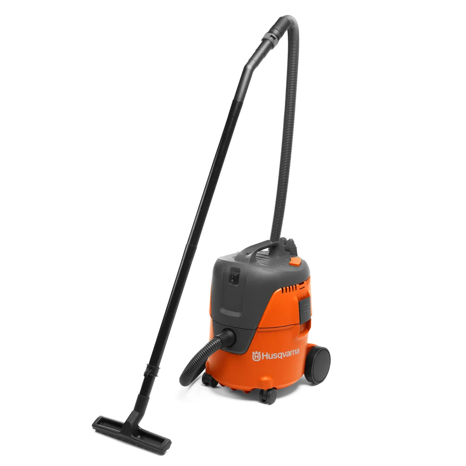 Husqvarna WDC220 Vacuum Cleaner - User-friendly cleaner with 20L container capacity, 2.5m hose length