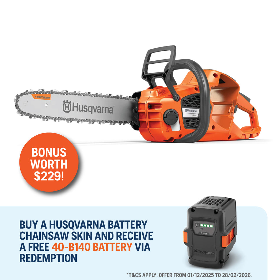 Husqvarna 435i Battery Chainsaw - All-round and weatherproof chainsaw with premium cutting performance.
