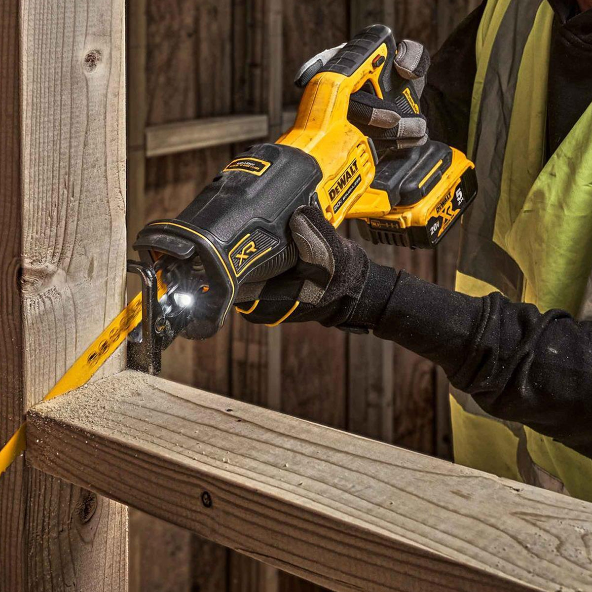DeWALT-DeWALT 18V XR Reciprocating Saw - 18V lightweight saw with LED light designed for construction work-Saw Skin-