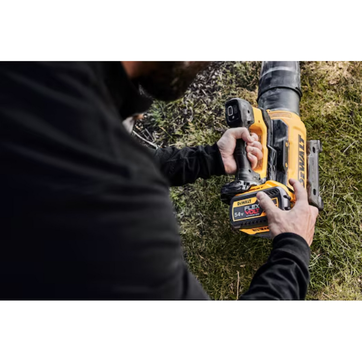 DeWALT-DeWALT 54V XR FLEXVOLT Pro Axial Blower - Features a brushless motor for a quiet operation and an excellent power-to-weight ratio.-Blower-