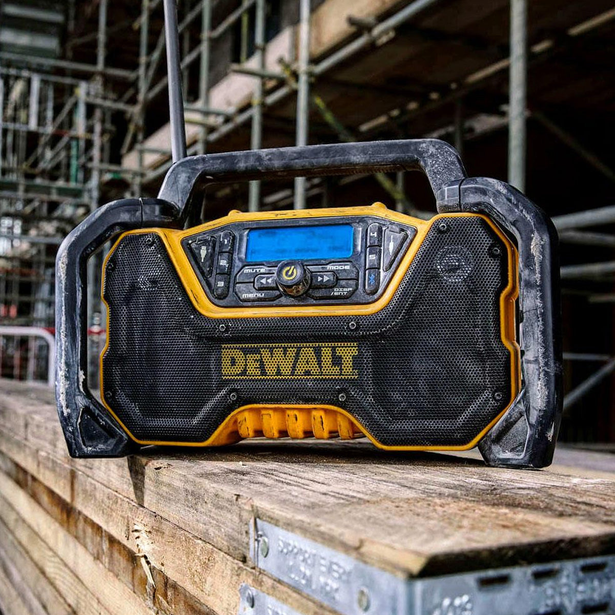 DeWALT-DeWALT XR Compact Bluetooth Radio - Compact, tough jobsite radio - with Bluetooth and AUX support!-Bluetooth Radio-