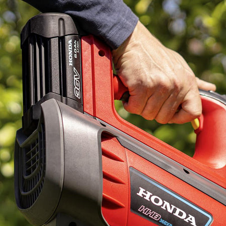 Honda-Honda HHB36BXB Domestic Blower - Powerful lightweight battery blower with full variable speed control!-Blower-