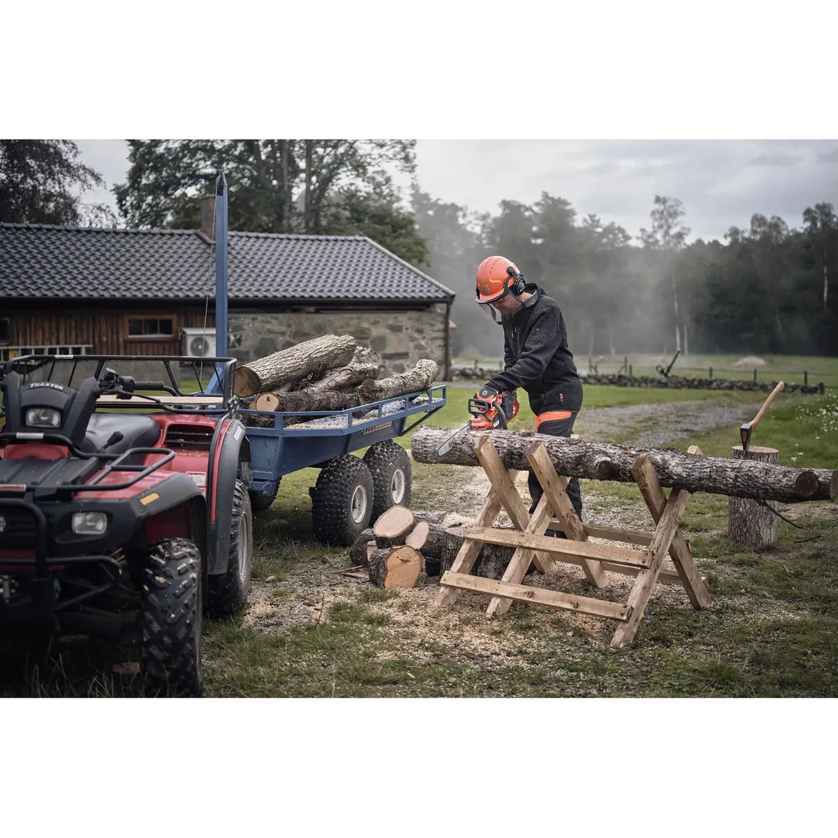 Husqvarna-Husqvarna 435i Battery Chainsaw - All-round and weatherproof chainsaw with premium cutting performance.-Chainsaw-