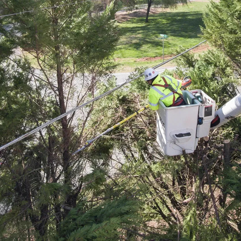 Husqvarna-Husqvarna 525iDEPS MADSAW - The industry’s first and only dielectric battery-powered pole saw-Pole Saw-