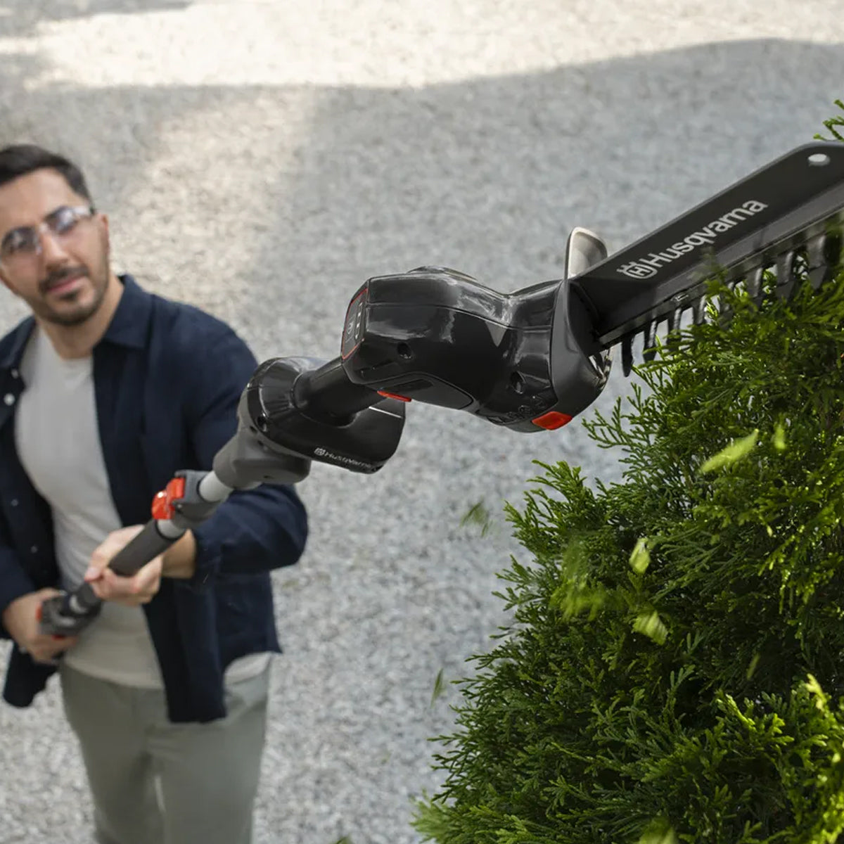 Husqvarna-Husqvarna Aspire Shrub Shear + Pole 18V - Battery-powered multi-tool for trimming grass edges, shaping bushes & edges-Shear + Pole Kit-