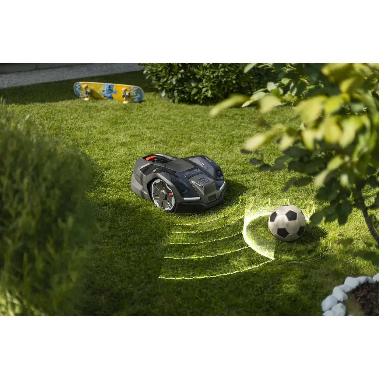 Husqvarna-Husqvarna Automower® 410XE NERA - Robotic mower with EdgeCut and object avoidance-Automower-