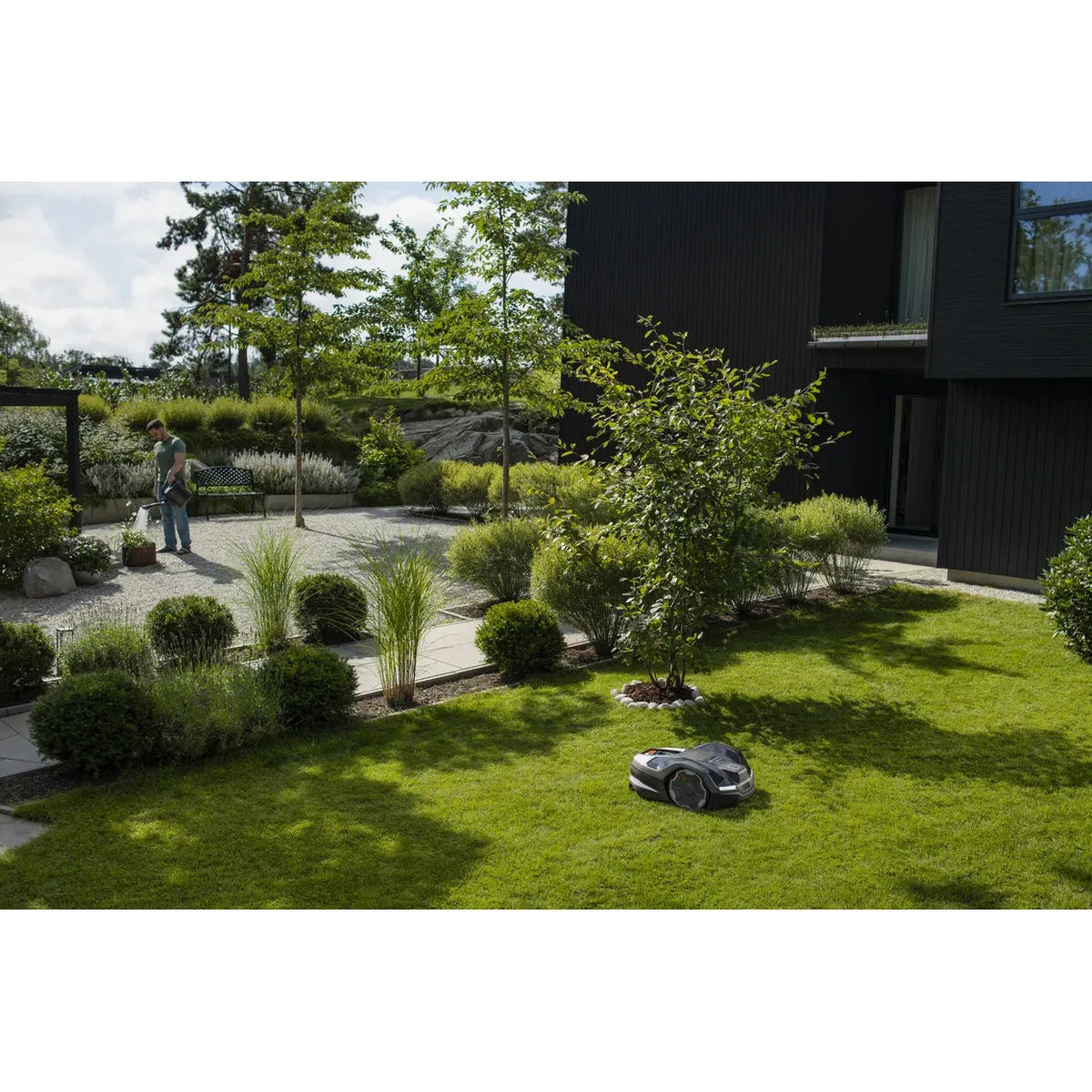 Husqvarna-Husqvarna Automower® 410XE NERA - Robotic mower with EdgeCut and object avoidance-Automower-