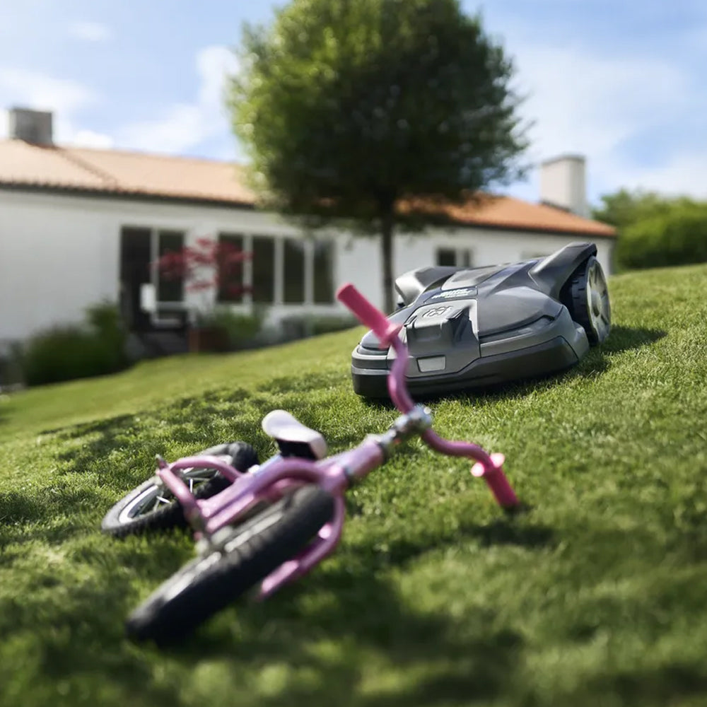 Husqvarna-Husqvarna Automower® 450X NERA - Robotic lawn mower with object avoidance for lawns up to 5000 m²-Robotic Mower-