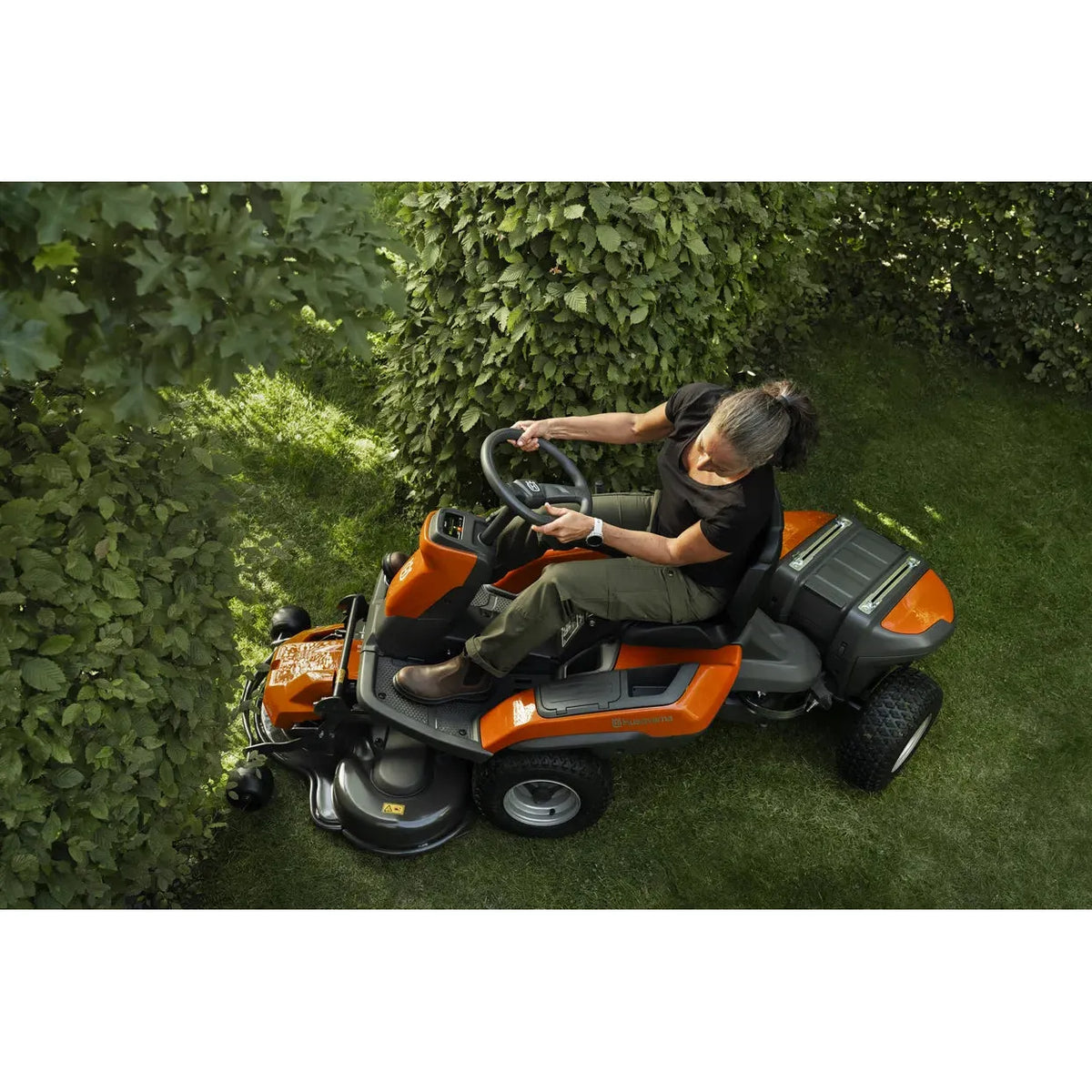 Husqvarna-Husqvarna R200iX Battery Rider AWD - All-wheel drive Rider with winter capacity-Ride On Mower-