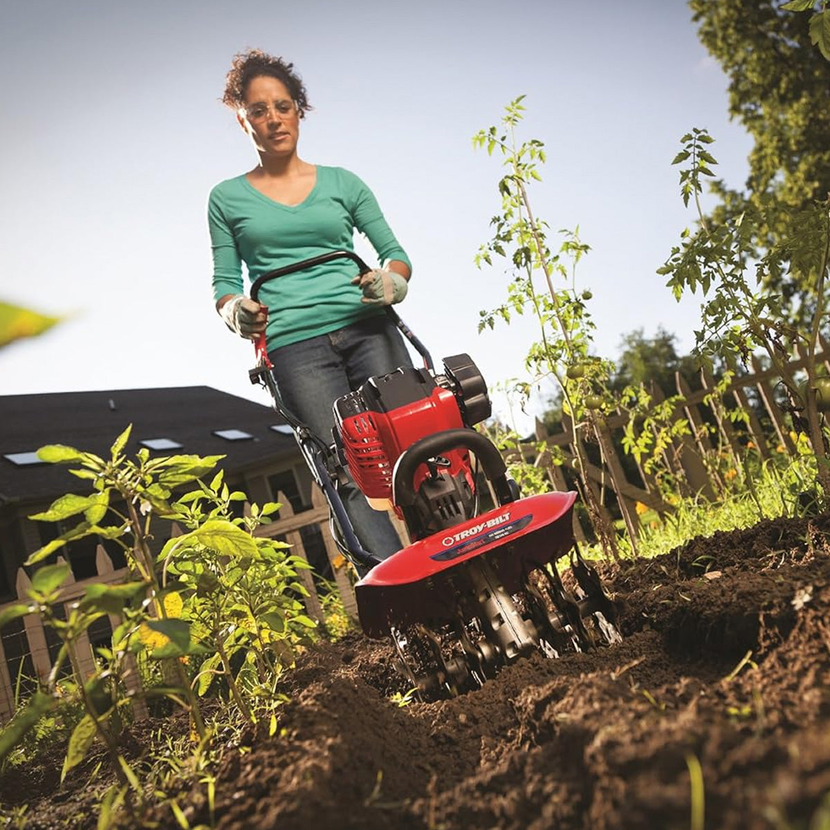 Troy-Bilt-Troy-Bilt Tiller / Cultivator / Edger - Great value cultivator for the home garden. WITH FREE EDGER BLADE!!-Front Tine Tiller Cultivator Edger-